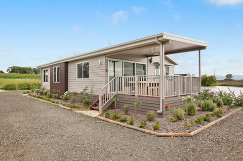 The Lake House - Tourism Adelaide 0