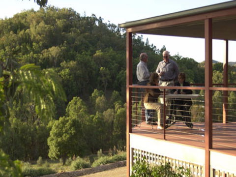 Wombadah Guesthouse - Tourism Adelaide 0