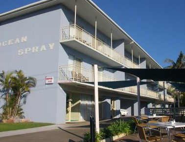 Ocean Spray Holiday Apartments - Tourism Adelaide 0