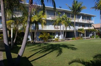 Ocean Spray Holiday Apartments - Tourism Adelaide 3