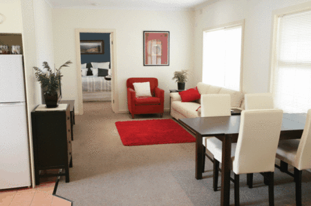 Off Mountain Accommodation - Tourism Adelaide 0