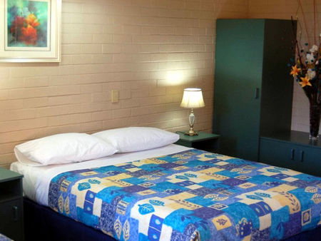 Dongara Hotel Motel - Tourism Adelaide 1