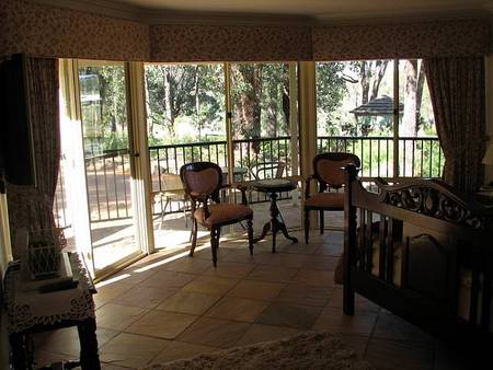 Lakeview Lodge - Tourism Adelaide 1