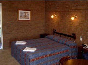 Commercial Golf Resort - Tourism Adelaide 4