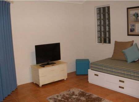 Angourie Waves - Tourism Adelaide 2