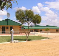 Tressie's Museum and Caravan Park - Tourism Adelaide