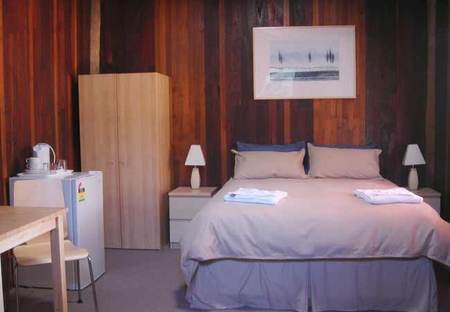 Kin Kin Retreat - Tourism Adelaide 1