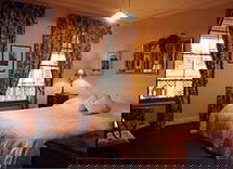 Royal Apartments - Tourism Adelaide 0