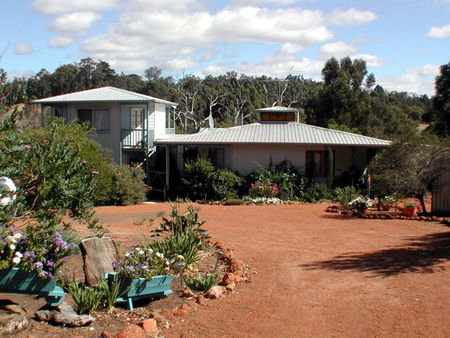 Break Of Day Homestay - Tourism Adelaide 0