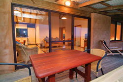 Chandlers Smiths Beach Villas - Tourism Adelaide 0