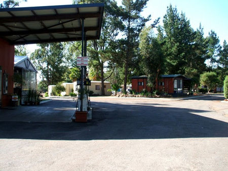 Warren Way Caravan Park - Tourism Adelaide 0