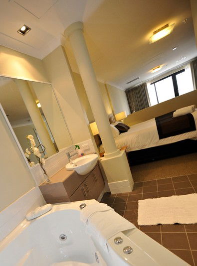 Breakwater Bed And Breakfast - Tourism Adelaide 1