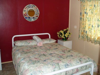 Jurien Beachfront Holiday Units - Tourism Adelaide 3