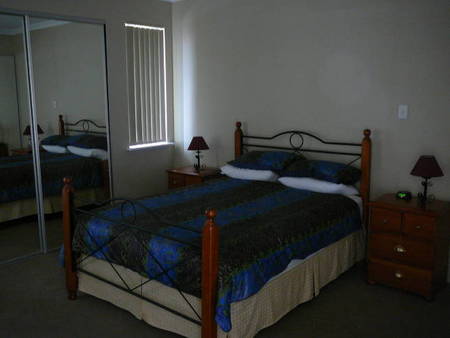 Parakeet Retreat - Tourism Adelaide 1