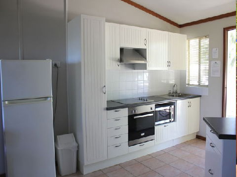 Bayview Coral Bay - Tourism Adelaide 3