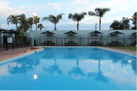 Wintersun Hotel Motel - Tourism Adelaide 3