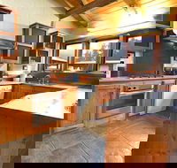 Feathertop Retreat - Tourism Adelaide