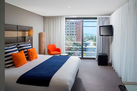 Novotel Newcastle Beach - Tourism Adelaide 0
