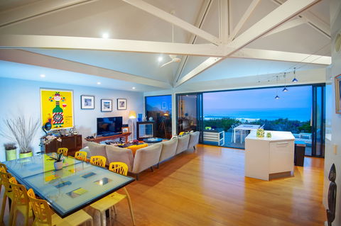 Tambac On Boomerang Beach - Tourism Adelaide 0