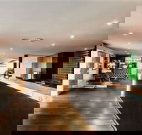 The Waverley International Hotel - Tourism Adelaide