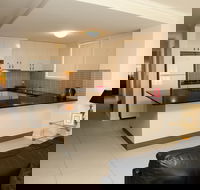 Apartments On-The-Park Prince - Tourism Adelaide
