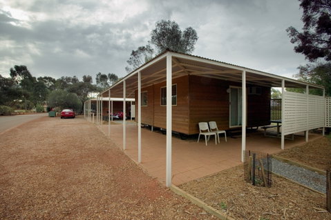 Ayers Rock Campground - Tourism Adelaide 1