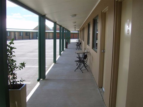 Bakehouse Motel Goulburn - Tourism Adelaide 0