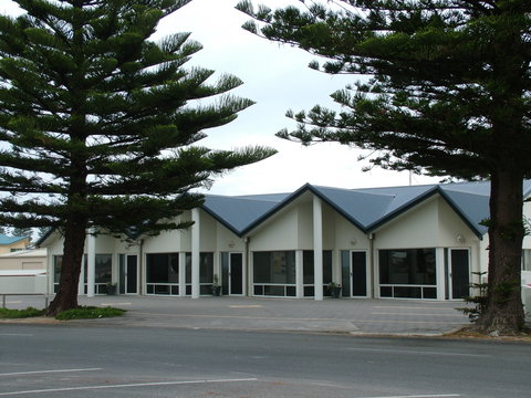 Beachport Caravan Park - Tourism Adelaide 2