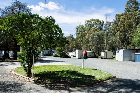 Deniliquin Car-O-Tel And Caravan Park - Tourism Adelaide 0