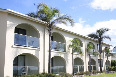 Edgewater Gardens - Tourism Adelaide 1