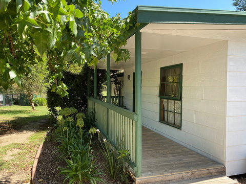Fernleigh Accommodation - Tourism Adelaide 2