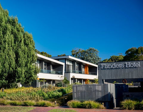 Flinders Hotel - Tourism Adelaide 0