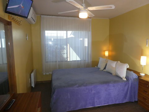 Kiewa View - Tourism Adelaide 1