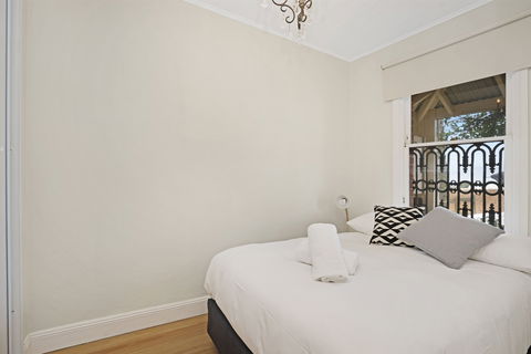Newcastle Executive Homes - Oceanview Terrace - Tourism Adelaide 1