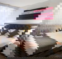 Oaks Nelson Bay Lure Suites - Tourism Adelaide
