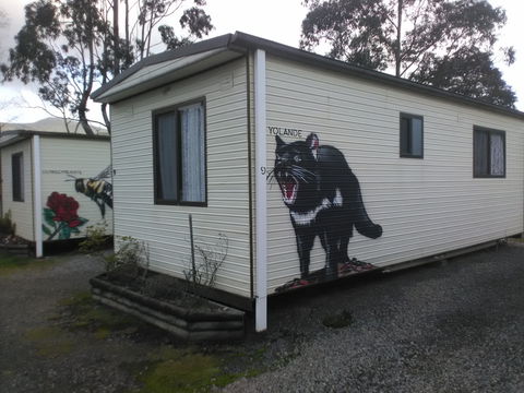 Queenstown Cabin And Tourist Park - Tourism Adelaide 1