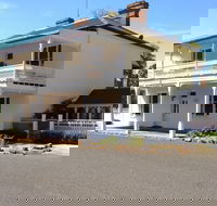 The White House Carcoar - Tourism Adelaide