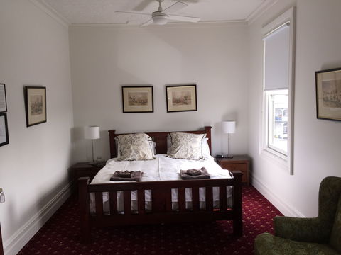 The Corner Hotel Alexandra - Tourism Adelaide 0