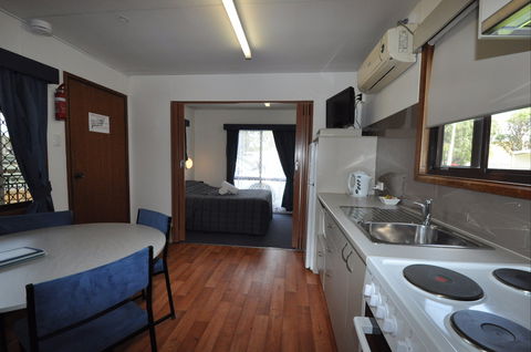 Beachside Holiday Park - Tourism Adelaide 2