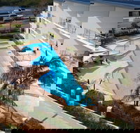 Boat House resort Tea Gardens - Tourism Adelaide