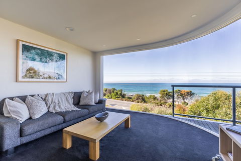Dlux + Escape @ 83 Great Ocean Road Apartments Lorne - Tourism Adelaide 0