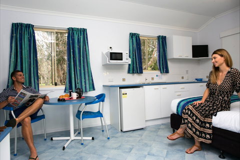 Glen Villa Resort - Tourism Adelaide 1