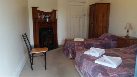 Kitchener Hotel - Tourism Adelaide 2
