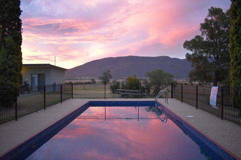 Mountain View Motel Corryong - Tourism Adelaide 0