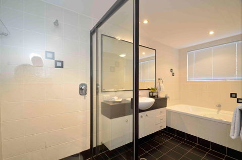 Myconos Resort - Tourism Adelaide 0
