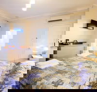 Nightcap At Wanneroo Tavern - Tourism Adelaide