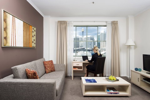 Oaks Sydney Goldsbrough Suites - Tourism Adelaide 1