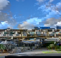 Paradiso Resort - Tourism Adelaide