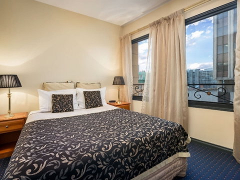 Quest Savoy - Tourism Adelaide 1