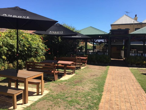 River Royal Inn - Tourism Adelaide 1